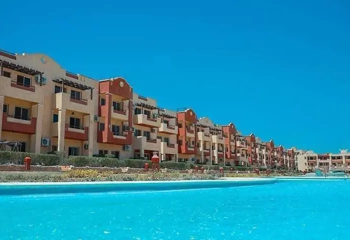 لاسيرينا عيون موسى Laserinaللعائلات Apartment *
